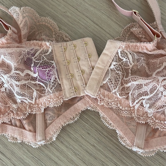 L’Agent by Agent Provocateur underwire balconette Bra - Picture 2 of 5